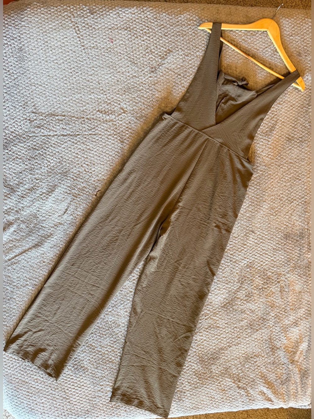 Soft, brown jumpsuit adjustable arms, size medium